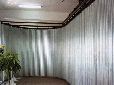 側向防火門(mén)